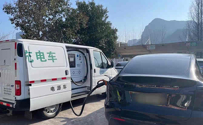 双江汽车搭电